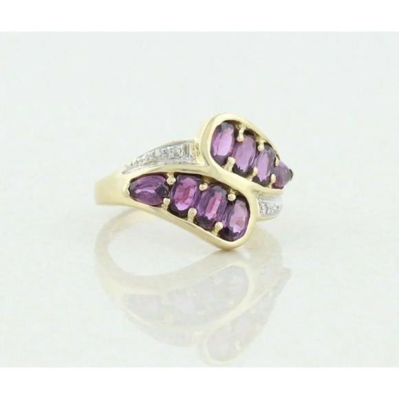 10k Yellow Gold Purple Sapphire and Diamond Accents Ring Size 6 1/4 - Picture 7 of 9